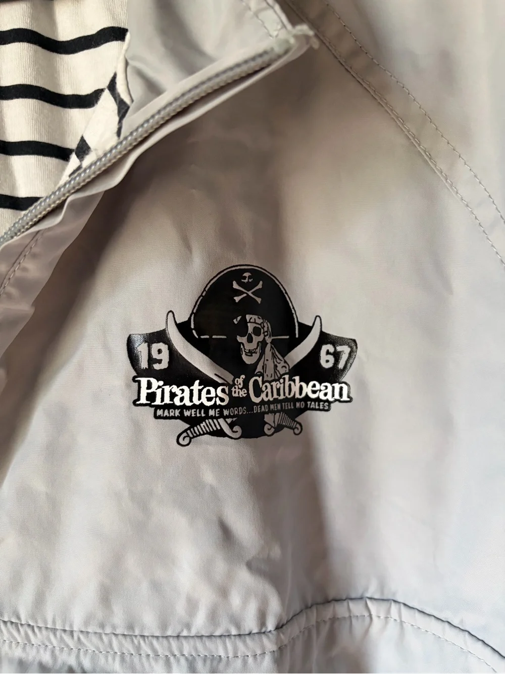 Disney pirates of the Caribbean light gray windbreaker size large